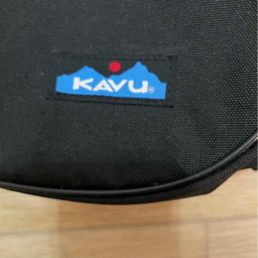 Kavu black white Paxton 25th anniversary sling rope bag - Picture 4 of 11